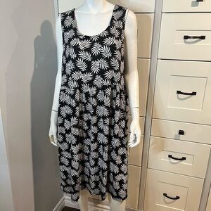 Black and White Floral Women's Dress